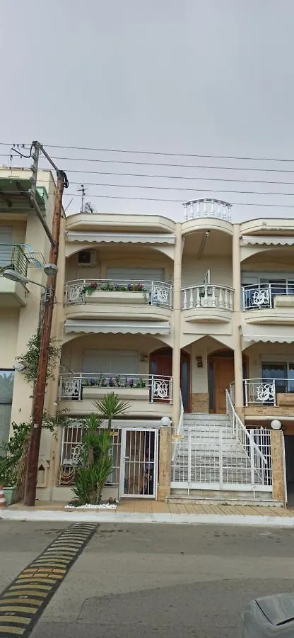 Apartment Hara'S Houses A Flogita